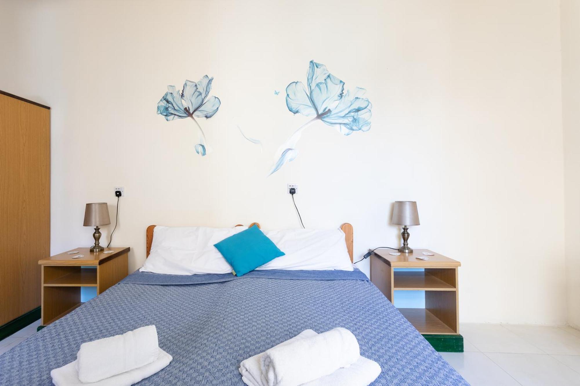 Tarona Guesthouse San Pawl il-Baħar Rom bilde