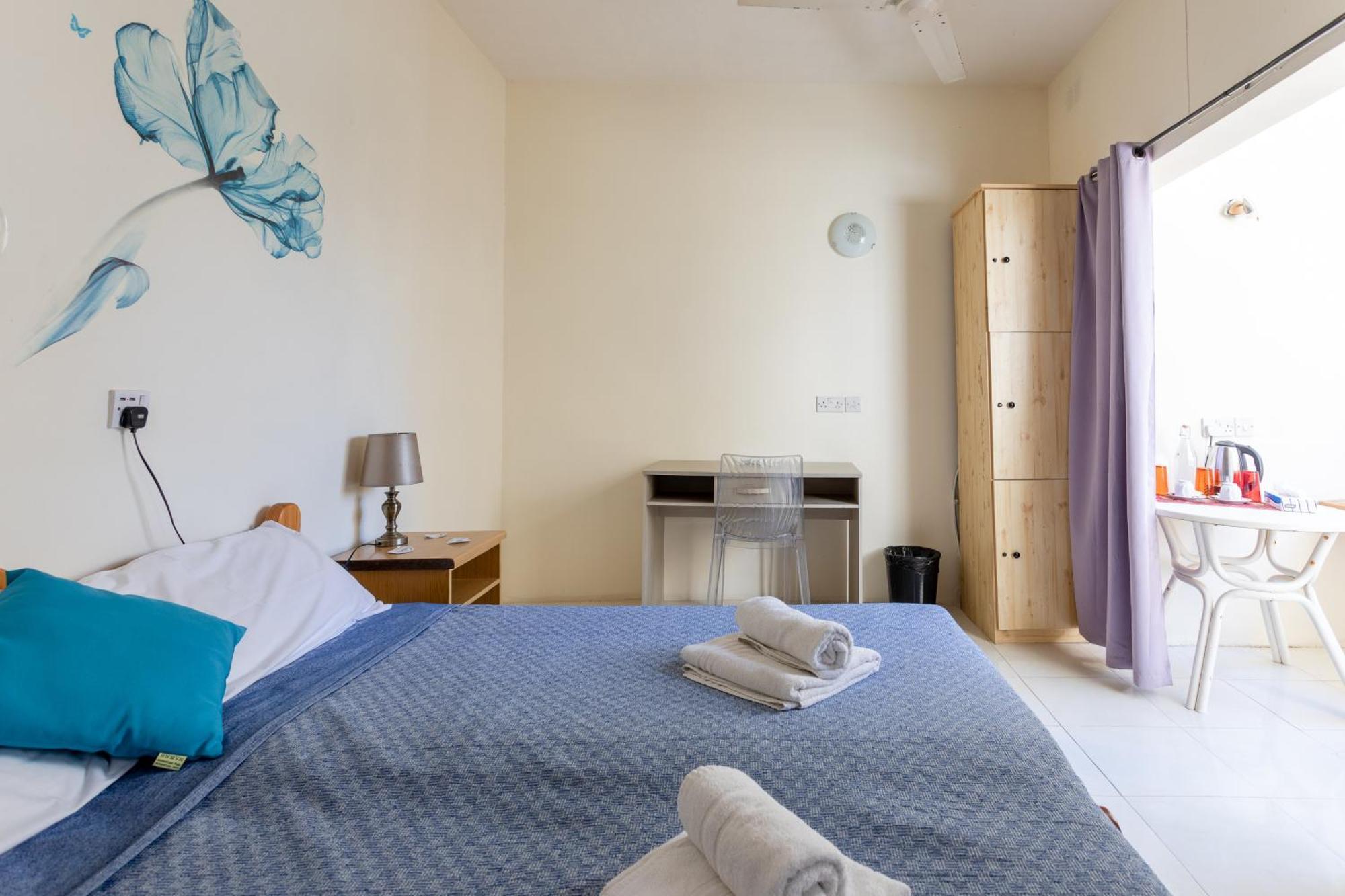 Tarona Guesthouse San Pawl il-Baħar Rom bilde