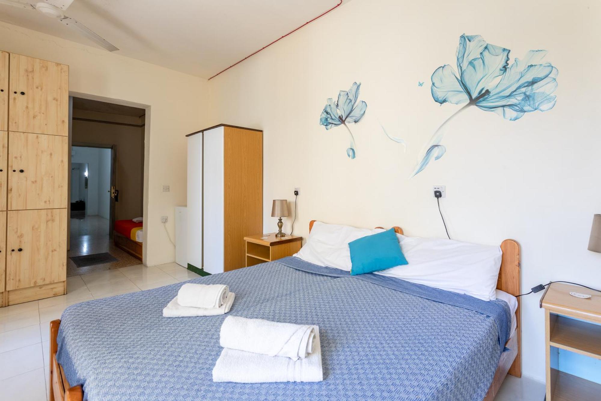 Tarona Guesthouse San Pawl il-Baħar Rom bilde