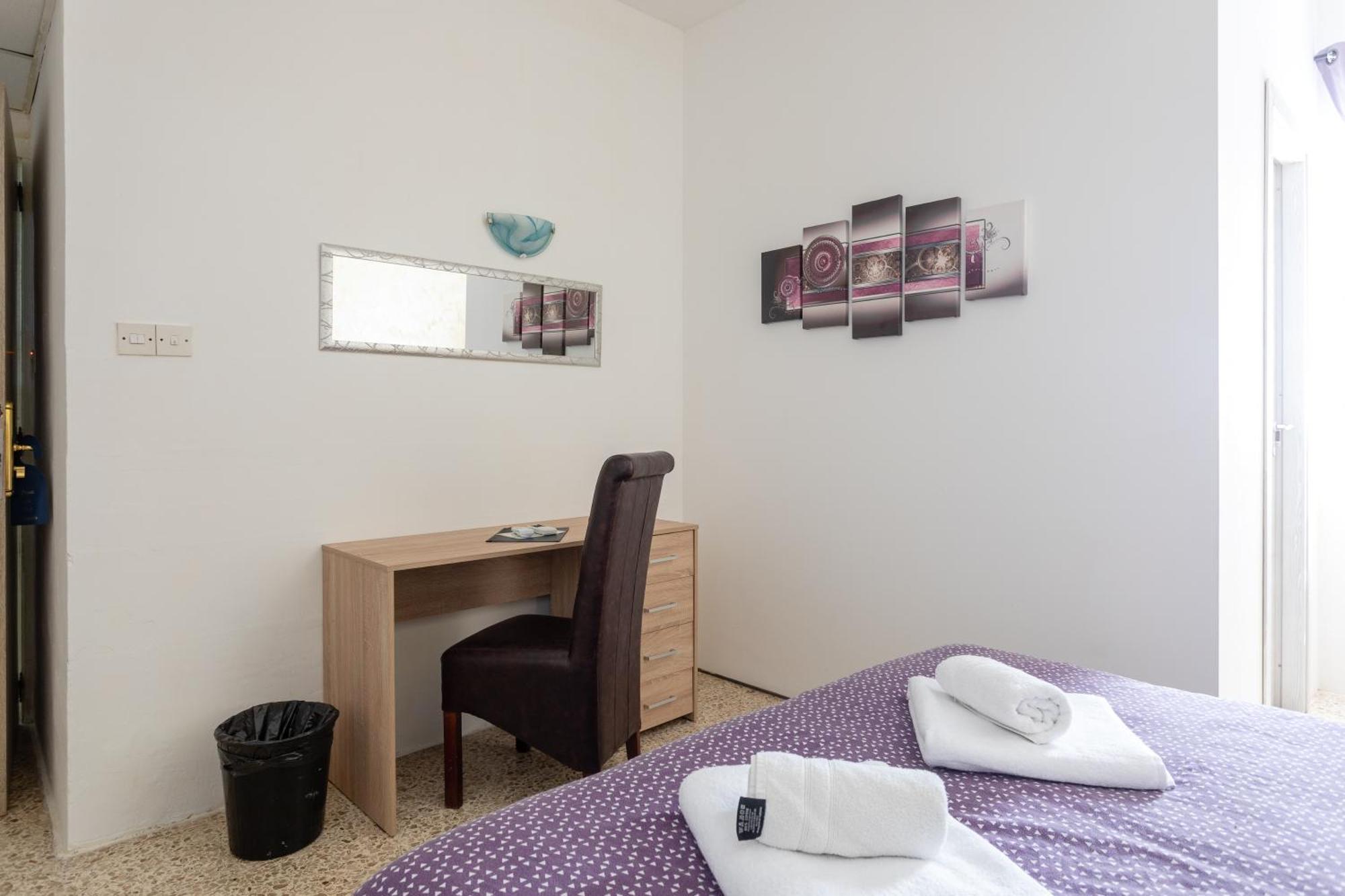 Tarona Guesthouse San Pawl il-Baħar Rom bilde